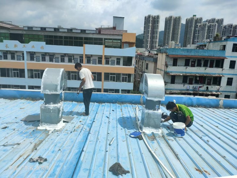 江陵钢结构屋面涂料维修方法